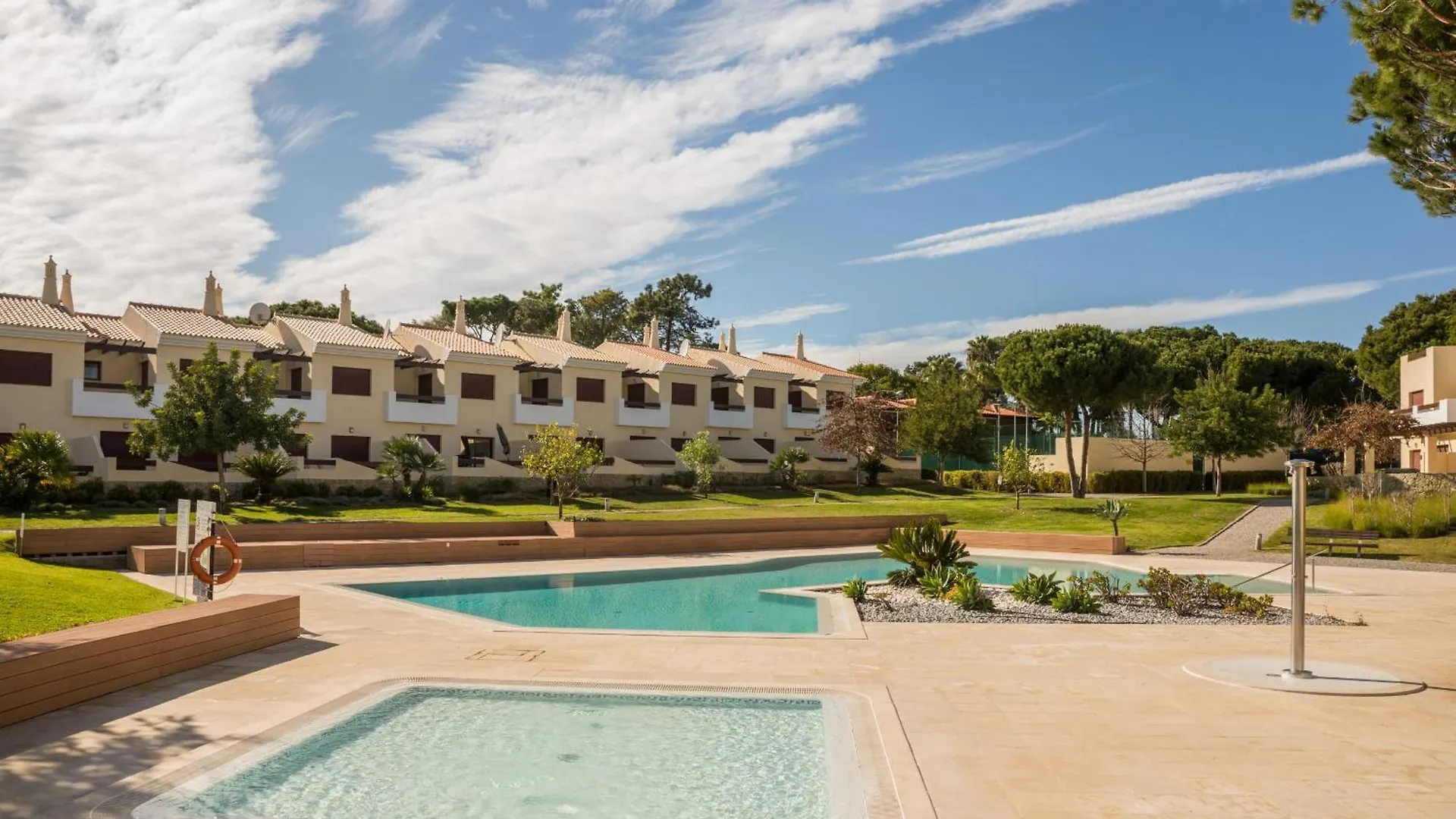 Vilamoura Typical 3 With Pool By Homing Quarteira